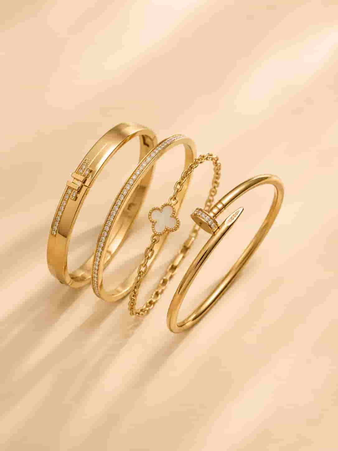 Bracelets & Bangles