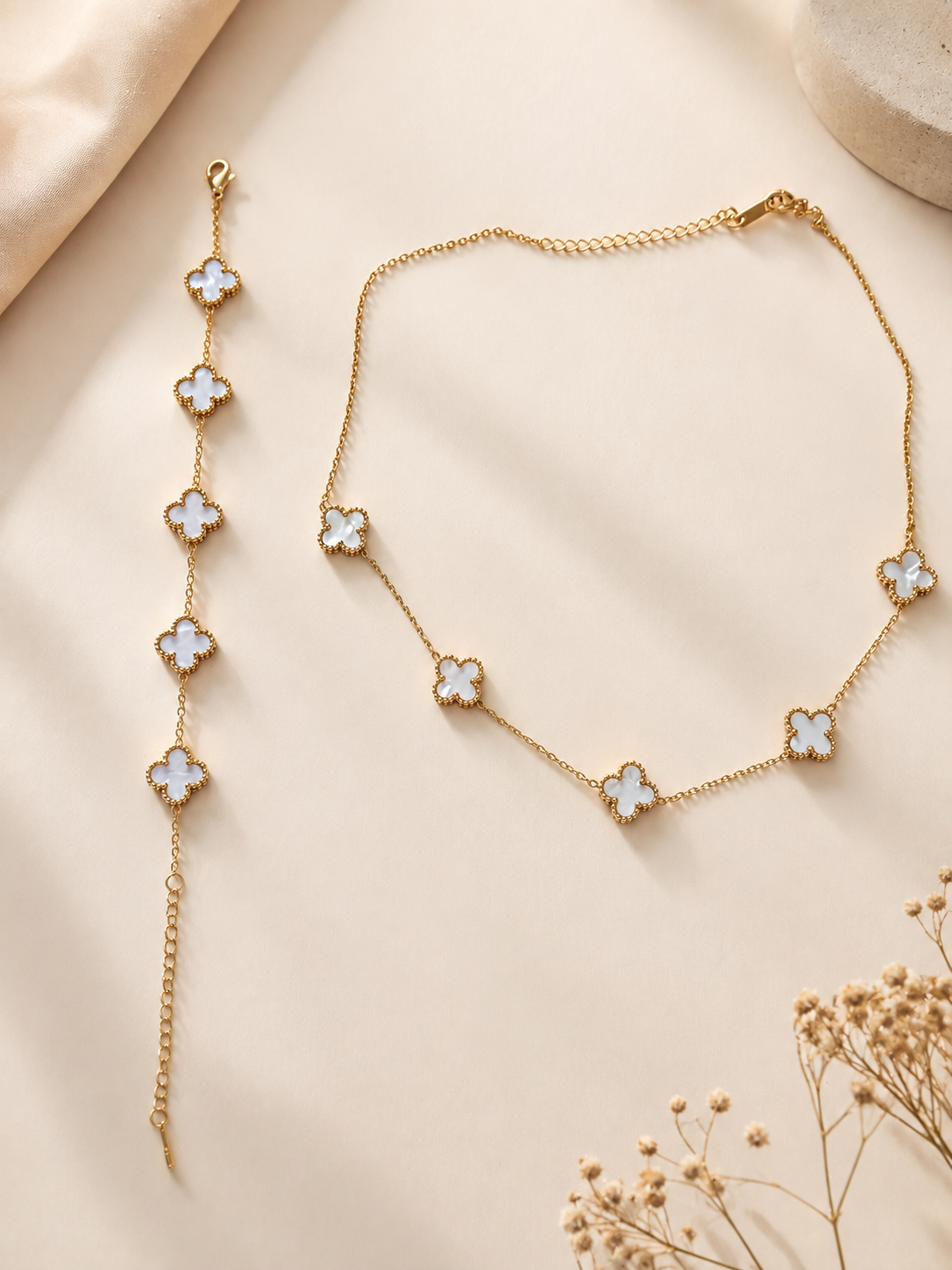 Pearl Clover Set