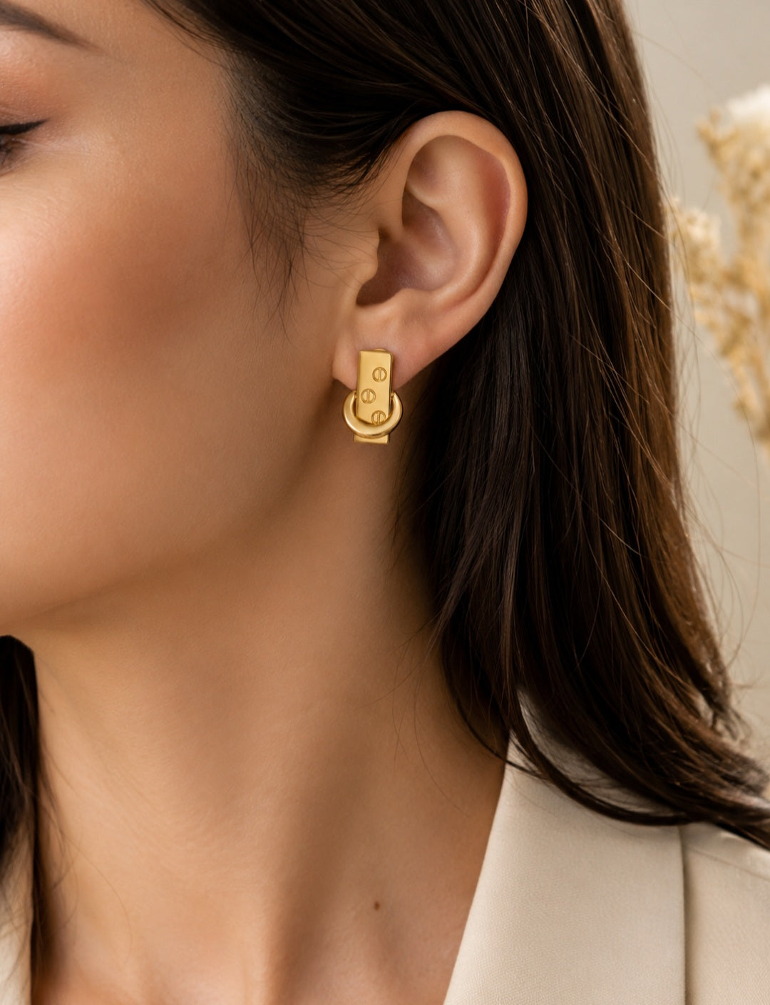 Veloura Stud Earrings